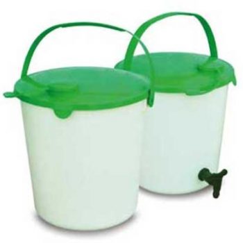 14 litre Plastic Bucket with Tap