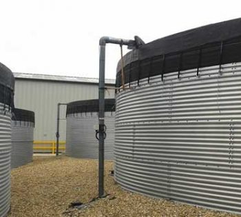 Agricultural Tanks with Anti Algae Covers